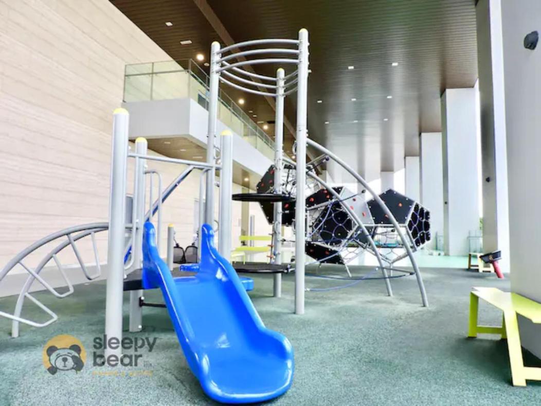 Azure Residences By Sleepy Bear Paradigm Mall Petaling Jaya Exteriör bild